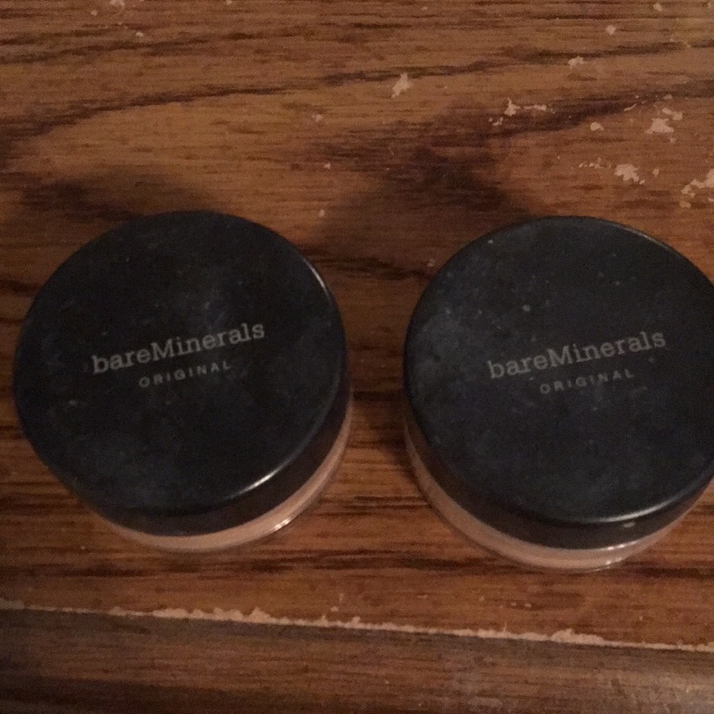 Bare minerals foundation fairly light